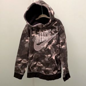 Kids M Size 6 Nike pullover hoodie